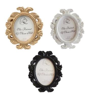 China Desktop Floral Elliptical Baroque Small Picture Stand Picture Frame Europe Wedding Decor Wedding Decor Wedding Gift Desktop 3 Colors for sale