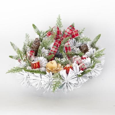 China Hot Sale Handmade Christamas Home Decoration Artificial Pine Wreath Christmas Wreath Decoration with Red Bowknot for sale