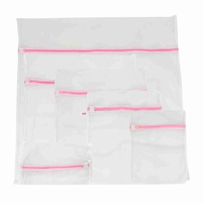 China Thick Environmental Protection 70g Mesh Wash And Bag Special Protective Anti Rolling Wash And Pad Bag For Washing Machine for sale