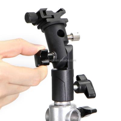 China Instant Light Metal Camera Speedlite Umbrella Hot Stand Instant Bracket E Type Instant Bracket for sale