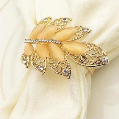 China 2019 Viable Leaf Shape Table Wholesale Napkin Ring,Napkin Ring Silver,Napkin Rhinestone Wedding Ring for sale