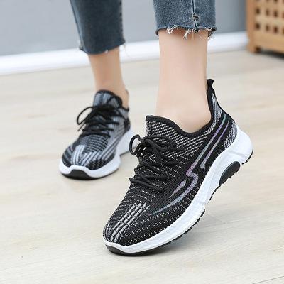 China Fashion Trend New Bottoms Sports Leisure Shoe Soft Bottom Prevents Slipping Fashionable Shoes for sale