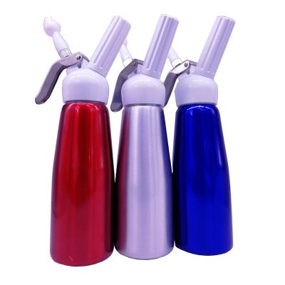 China Large Capacity 500ml Sustainable Canister Whipped Dispenser Cream Whip Whip Cream Making for sale