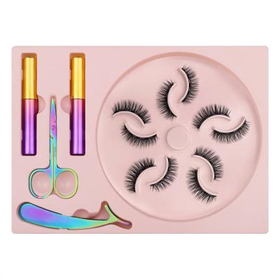 China Natural Manufacturers Direct Selling Whispy Handmade Magnetic Eyelashes Set With Tweezers for sale