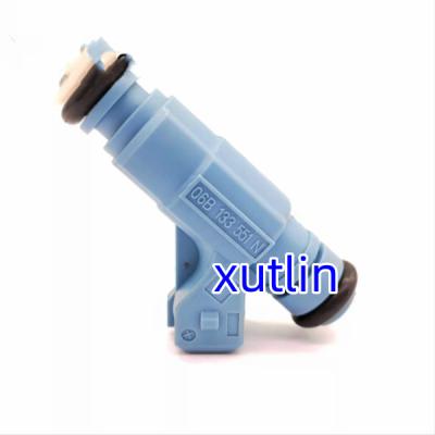 China Auto Parts Fuel Injector nozzle   06B133551N 0280156070 Auto Injector Nozzle For Audi A4 Quattro VW Passat 1.8T 2000-200 for sale