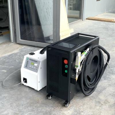 China Welding Products 1500W 2000W 3000W Fiber Laser Welder Handheld Laser Welding Machine for sale