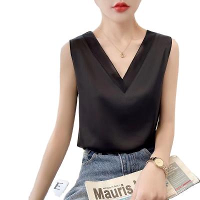 China Hot Selling Ladies Breathable Milan Style New Spring Summer Autumn Luxury V-neck Halter Tank Tops Real Silk Women for sale