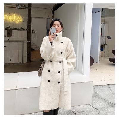 China Anti-wrinkle Europe and America Customized Classic Hot Selling Ladies Women Winter Woolen Fur Coat Jackets for sale