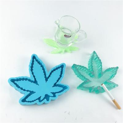 China Sustainable 4125 Weed Leaf Ashtray Cast Epoxy Resin For Silicone Molds for sale