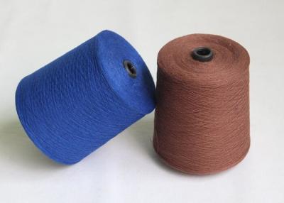 Chine Fils de coton purs colorés peignés par 100% ouverts de modèle d'extrémité 20S 30S pour les gants de tricotage de travail à vendre