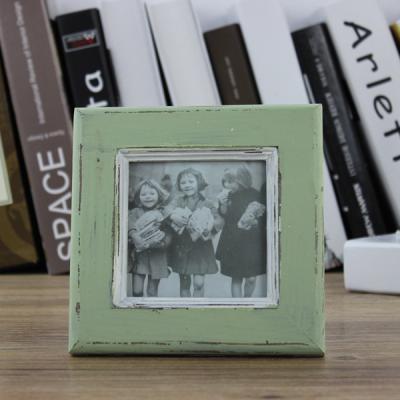 China MDF Picture frame retro photo frame  painting frame for sale