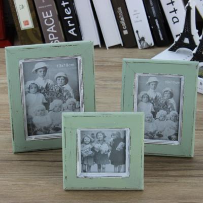 China Green color family  picture photo frame for sale