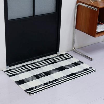 China New Wholesale Washable Black And White Outdoor Plaid Coir Layering Blanket Doormats For Front Entry Patio for sale