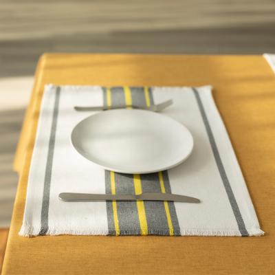 China 2021 viable wholesale hotel restaurant table dish mat dining table fringe woven place mat for sale