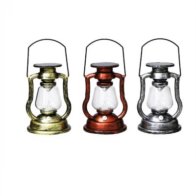 China Long Life Solar Classic Antique Kerosene Lamp Retro Led Portable Outdoor Hanging Rechargeable Horse-Light Kerosene Lamp Lantern Camping Lamp for sale