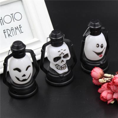 China Retro Halloween Flameless Decoration Kerosene Lamp Halloween Laser Pumpkin Small Fairy Pony Lantern Manufacturers for sale