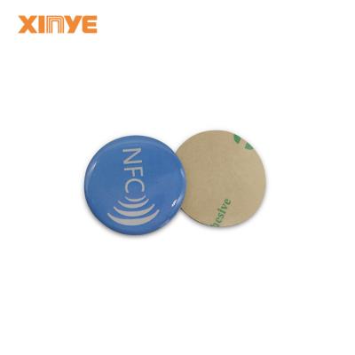 China Waterproof / Weatherproof RFID nfc smart epoxy card tags  ISO14443A 13.56MHZ anti metal label round epoxy rfid nfc tags for sale