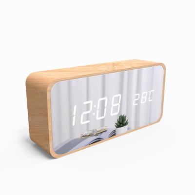 China Durable Novelty Antique Bedroom Decor Home Style Girl Make Up Mirror LED Digital Nap Alarm Clock for sale