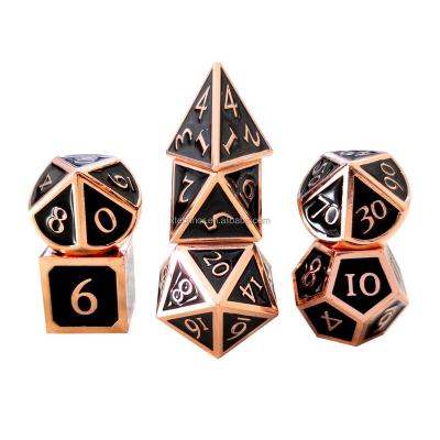 China New Fashionable Zinc Alloy Dies D4 D6 D8 D10 D12 D20 DND RPG Metal Board Game Entertainment Die Cuts Gold Set Edge With Black Glitter for sale