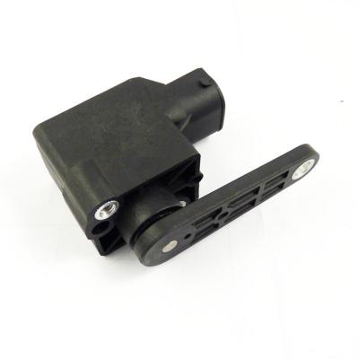 China OEM 37141093698, sensor auto del sensor llano de la linterna de la altura de suspensión del aire en venta