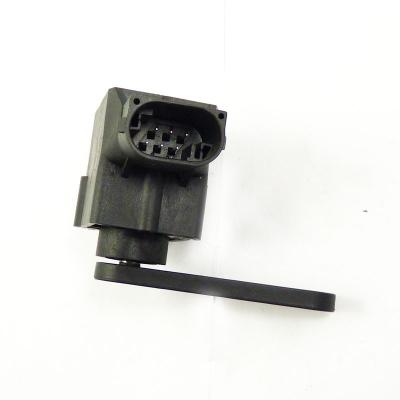 China Voor Linker/Juiste Sensor 0105427717 van de Opschortingshoogte voor Mercedes-Benz Te koop