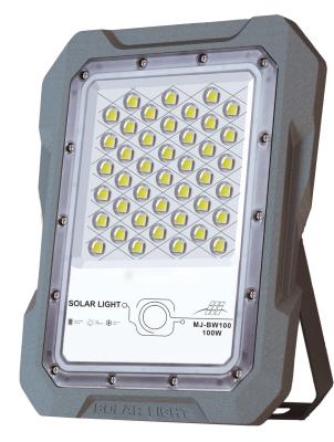 China Integrated Solar Flood Light 100W 300W Outdoor Security Flood Light With CCTV 1440P Wifi 4G for sale