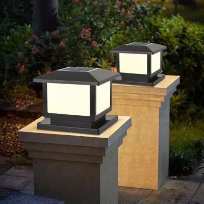 Cina Colonna solare quadrata Luce esterno Acque resistenti Luci di recinzione solare Nero / Grigio Per Villa in vendita