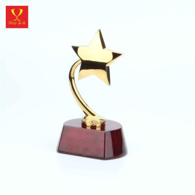 China Europe Hitop Special Design Metal Star Shape Chinese Supplier Metal Star Trophy With Crystal Base Custom Trophy Award for sale