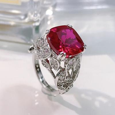 China FASHIONABLE New Arrive Luxury Diamond Jewelry Silver Wedding Ring For Women for sale