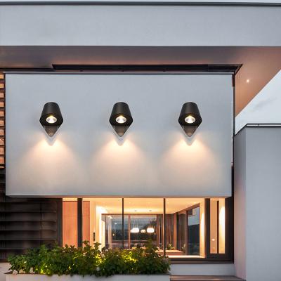 China Hot Sales Tempered Glass Court IP65 gu10 Aluminum Waterproof Garden Corridor Outdoor Led Wall Lamp for sale