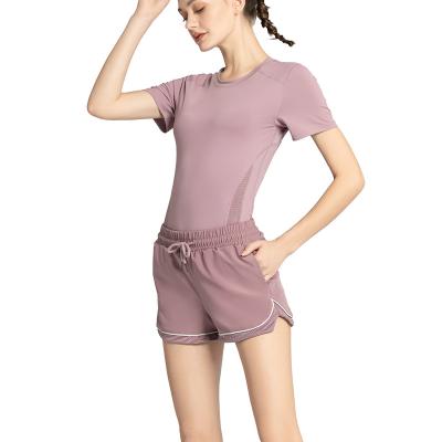 China Mesh Sports Top And Shorts Breathable With Good Quality Women Running Sports Yoga Sets for sale