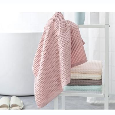 China PORTABLE hot sale cotton waffle weave blanket perfect for baby waffle blanket with soft fabric 100% cotton waffle wave blanket for sale