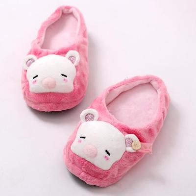 China Custom Furry Anti-Smell Slippers For Home With A Variety Of Animal Expressions for sale