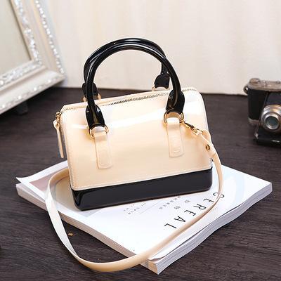 China Jelly New Waterproof Beach Mini Chain Portable Diagonal Small Spring And Summer Pillow Candy Color Female Bag for sale