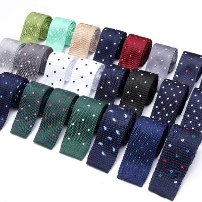 China Wholesale Polyester Tie Cheap Silk Knitted Men's Knitting Ties With Polk Dotted Stripe Pattern for sale