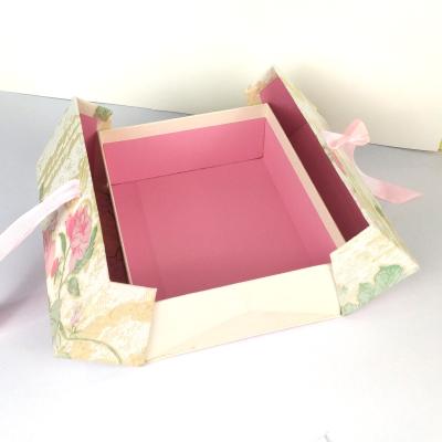 China Boutique Recyclable High Quality Boxes Packaging Custom Logo Cosmetic Paper Luxury Jewelry Perfume Gift Box for sale