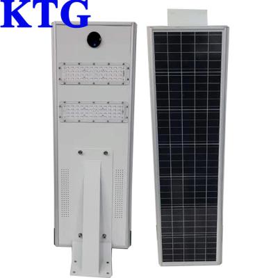 China Real Peru 60led 96led 40w LANDSCAPE Smart Real MPPT Solar Charger Controller 40w 30w Golf Course Lighting Parking Lot Light for sale