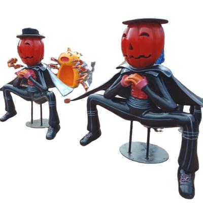 China Exhibits in the exterior & Indoor Product Mummy Halloween Decoration Seat Amusement Park Halloween Pumpkin Decoration Fiberglass Statue For Sale for sale