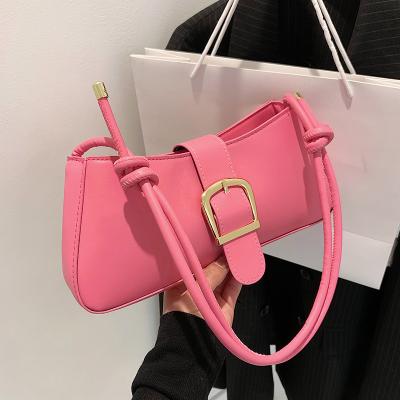 China New Arrival Waterproof Wholesale Fashion Stitched Shoulder Bags Fashionable Women Shoulder Bags Ladies Portable Classic Chain Bags for sale