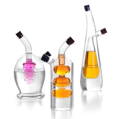 China Viable Custom Design Two In One Heat Resistant Glass Oil And Vinegar Bottles for sale