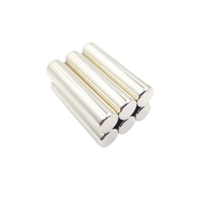 Cina Strong Industrial Neodymium Magnets Grade N35-N52 Axial Radial Magnetization Direction in vendita