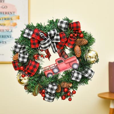 China Modern Simulation Door Wreath Shape Car Wreath Decoration Christmas Hanging Window Props Background Christmas Tree Decor for sale