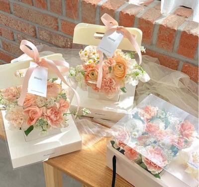 China Festival Birthday Gift Flower Packaging Bag Recyclable Wholesale Clear Plastic Romantic Wedding Bag for sale