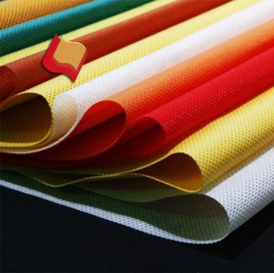 China Anti-Pull Wholesale China PP Spunbond Nonwoven Fabric Raw Material For Nonwoven Bags for sale