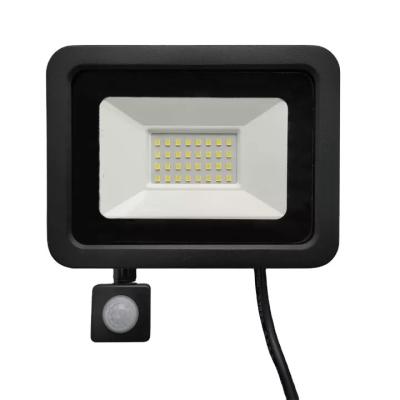 Cina DOB / ZHL Driver Led Outdoor Floodlight Q - Plus Series 30,000 Hrs Life Span in vendita