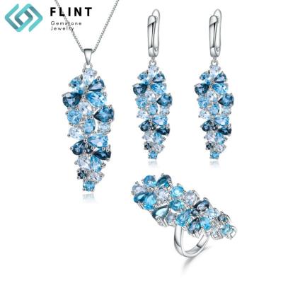 China CLASSIC FLINT Custom Sparkling Delicate Jewelry 18k Gold Plated 925 Sterling Silver Square Cut Solitaire Diamond Necklace for sale