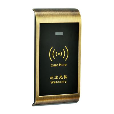 China Gyms Gym Locker Room Digital Memory Locker Magnetic Lock With Key Wristbands for sale