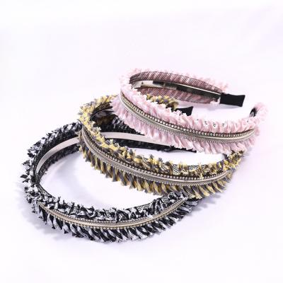 China Diamond Chain Headband Rhinestone Daily Crinkle Striped Hairband For Girls for sale