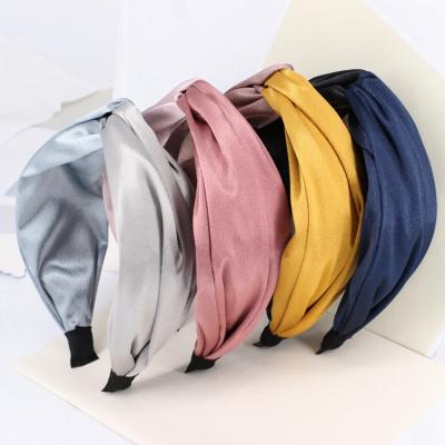 China Daily Wholesale Hair Accessories Fashion Wash Hair Band Elegant Cross Knotted Silk Headband for sale