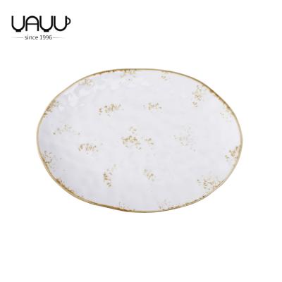 China Sustainable New Products Custom Logo Restaurant Used Ceramic 12 Inch Shallow Oval Fish Dish For Sale for sale